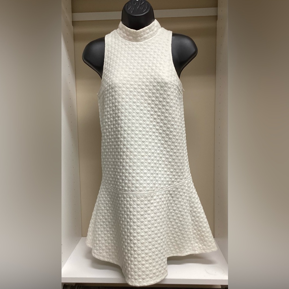 Elegant White Textured Dress